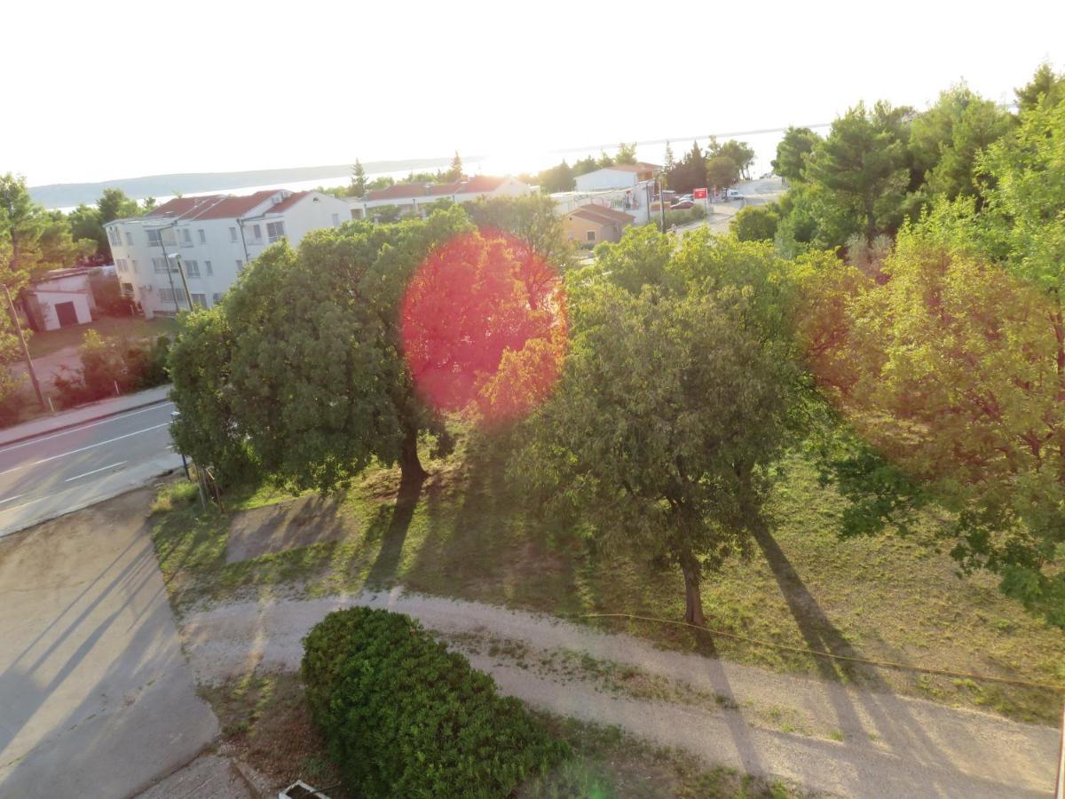 Apartmani Mm Starigrad Paklenica Luaran gambar