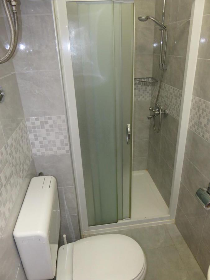 Apartmani Mm Starigrad Paklenica Luaran gambar